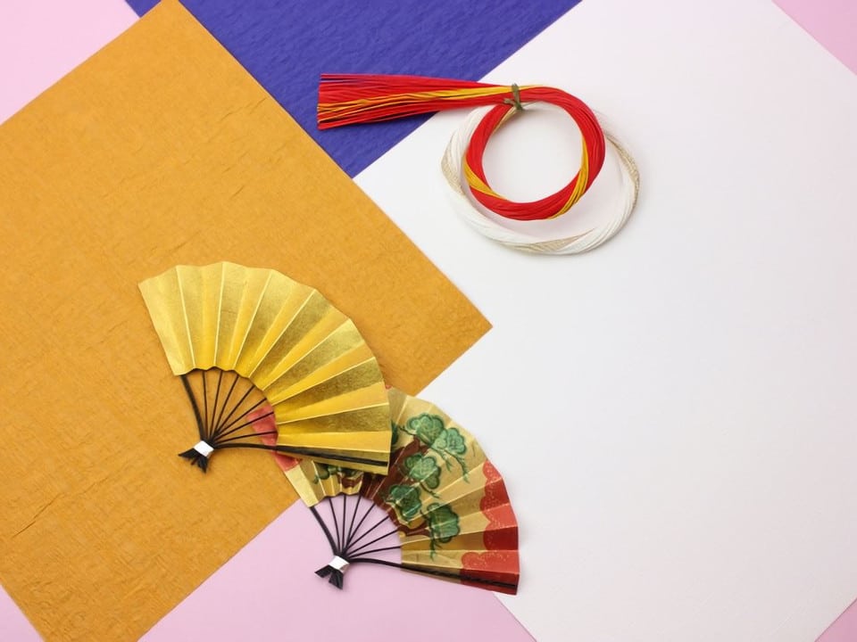 和紙で包む折形は、おもてなしの心を形にする所作
